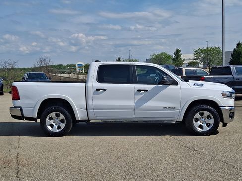 Used 2025 RAM 1500 Big Horn AWD/4WD image 7