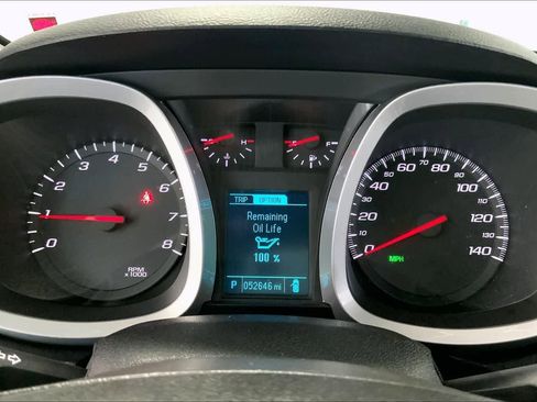 Used 2016 Chevrolet Equinox LT w/ Convenience Package image 16