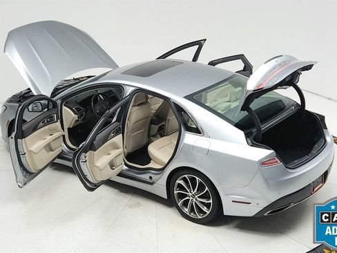 Used 2020 Lincoln MKZ Reserve FWD image 28