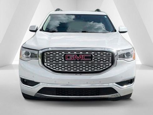 Used 2017 GMC Acadia Denali w/ Technology Package AWD/4WD image 2