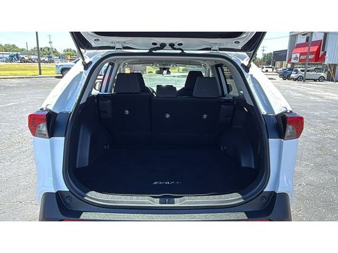 Certified 2024 Toyota RAV4 XLE AWD/4WD image 8