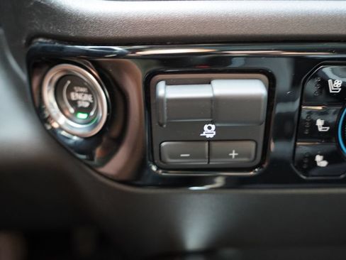 Used 2024 Chevrolet Silverado 3500 High Country w/ High Country Premium Package AWD/4WD image 34