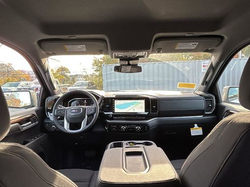 New 2026 GMC Sierra 1500 Elevation image 25