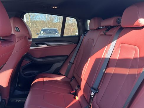 Used 2025 BMW X4 xDrive30i w/ Premium Package image 30