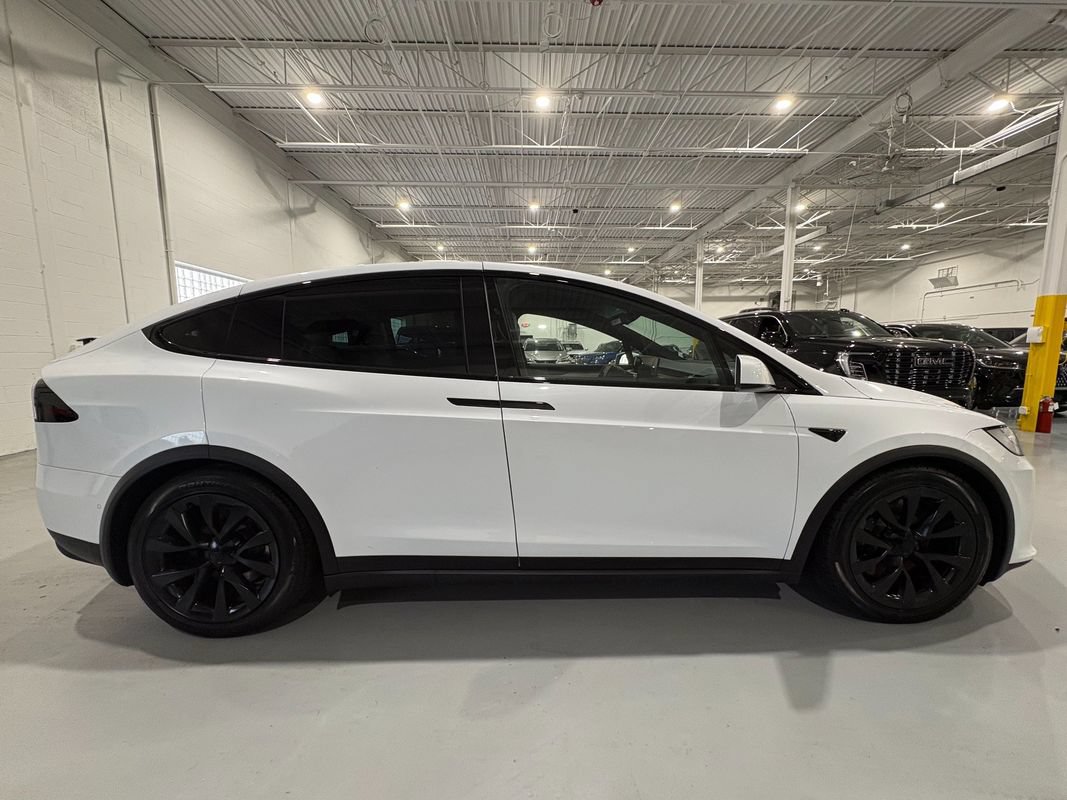 Used 2023 Tesla Model X AWD/4WD image 8