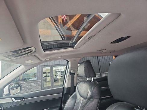 Used 2022 Hyundai Palisade SEL w/ Premium Package image 13