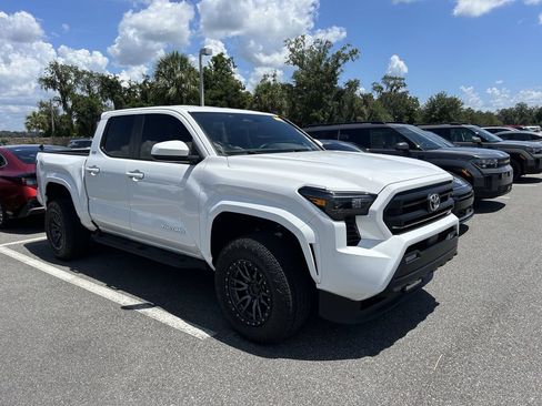 Used 2024 Toyota Tacoma SR5 RWD image 1