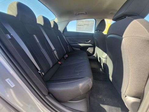 New 2026 Hyundai Elantra Blue image 12