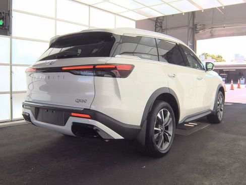 Used 2023 INFINITI QX60 Luxe w/ Cargo Package image 6