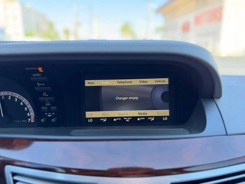 Used 2012 Mercedes-Benz S 550 image 52