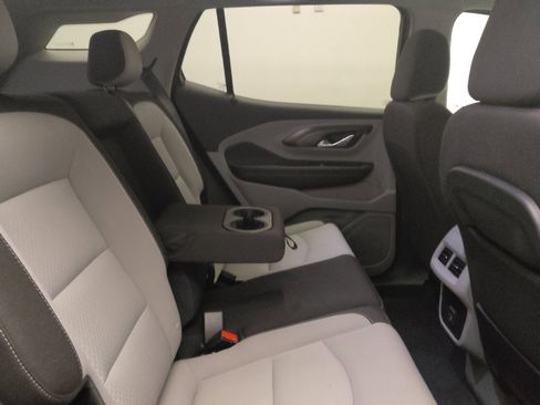Used 2023 GMC Terrain SLE w/ Driver Convenience Package image 19