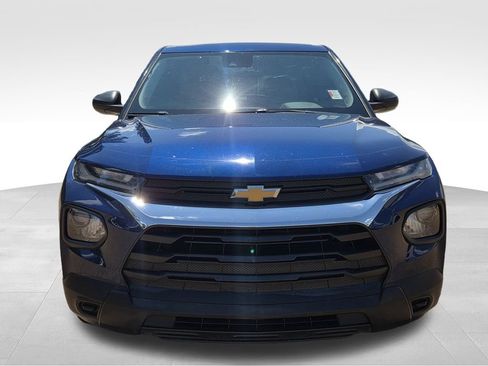 Used 2022 Chevrolet TrailBlazer LS FWD image 3