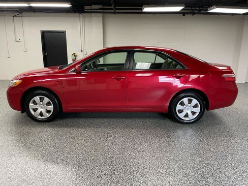 Used 2007 Toyota Camry LE FWD image 10