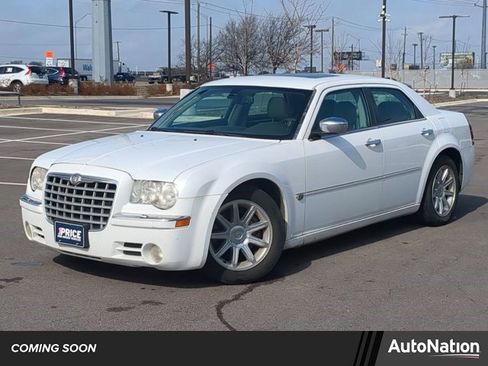 Used 2006 Chrysler 300 C w/ Protection Group II image 1