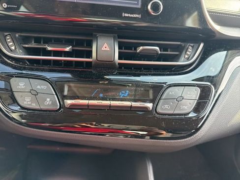 Used 2021 Toyota C-HR LE image 16