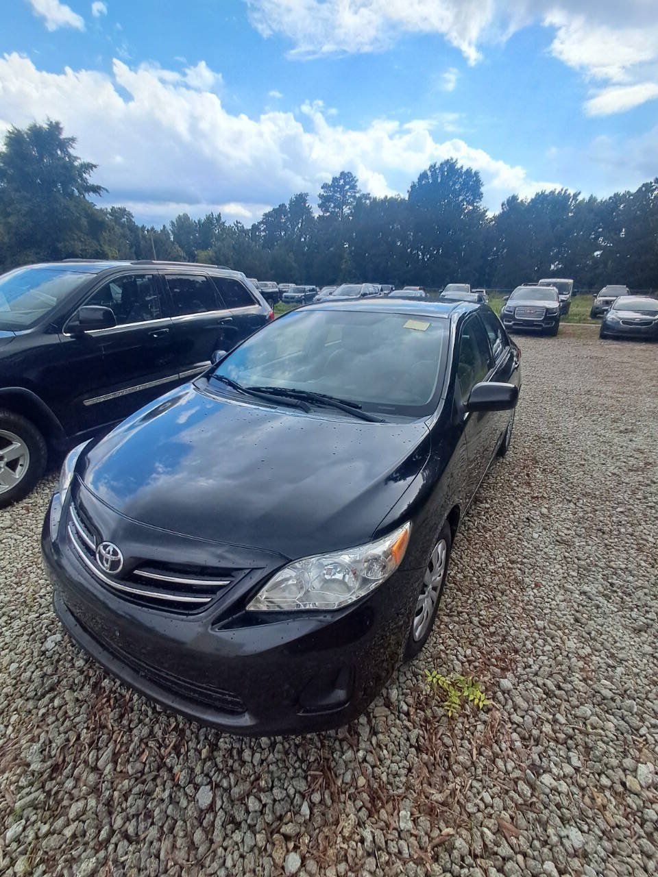 Used 2013 Toyota Corolla LE FWD image 1