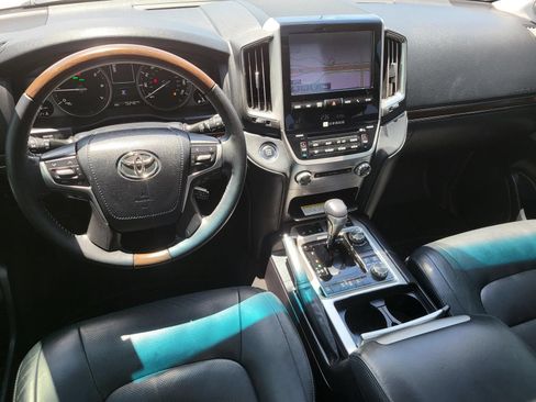 Used 2021 Toyota Land Cruiser AWD/4WD image 16