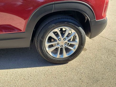 Used 2025 Chevrolet TrailBlazer LS w/ LS Convenience Package image 8