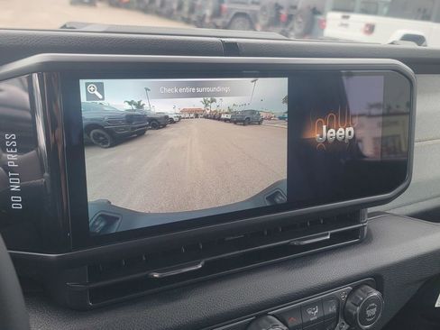 New 2026 Jeep Gladiator Willys image 16