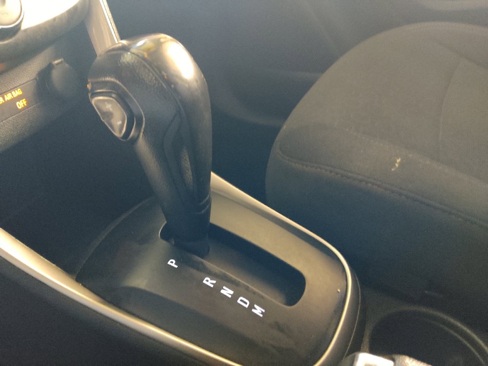 Used 2021 Chevrolet Trax LS FWD image 26