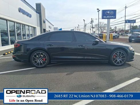 Used 2020 Audi S8 L w/ S8 Executive Package image 8