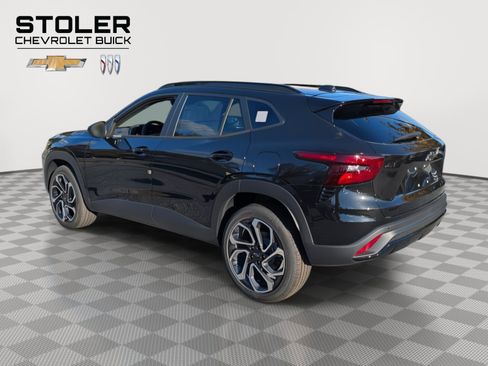 New 2026 Chevrolet Trax RS w/ Driver Confidence Package image 2