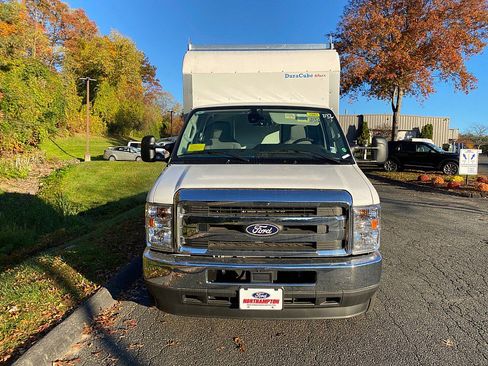 New 2026 Ford E-350 and Econoline 350 Super Duty w/ Power Equipment Group image 2