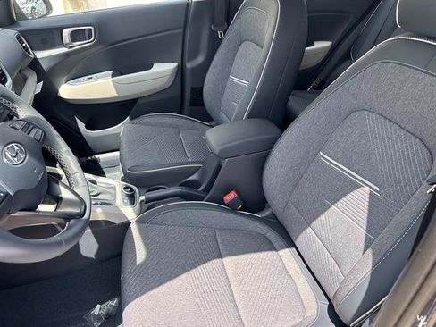New 2026 Hyundai Venue SEL FWD image 19