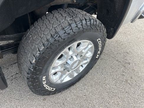 Used 2020 Chevrolet Silverado 3500 LT w/ All Star Edition image 18