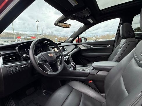 Used 2021 Cadillac XT5 Premium Luxury image 18