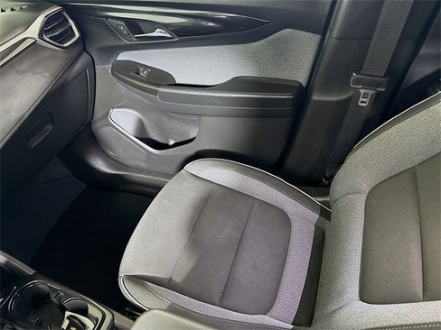 Used 2025 Chevrolet TrailBlazer LT image 19