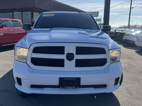 Used 2016 RAM 1500 Express image 2