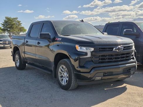 Used 2024 Chevrolet Silverado 1500 RST AWD/4WD image 3
