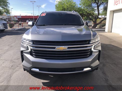 Used 2021 Chevrolet Tahoe LT image 3