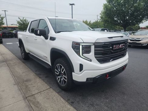Certified 2024 GMC Sierra 1500 AT4 w/ Technology Package AWD/4WD image 2
