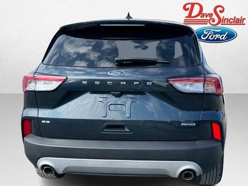 Used 2022 Ford Escape SE image 8