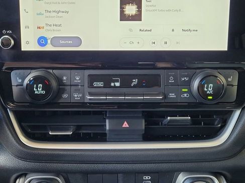 Certified 2024 Toyota Grand Highlander AWD image 25