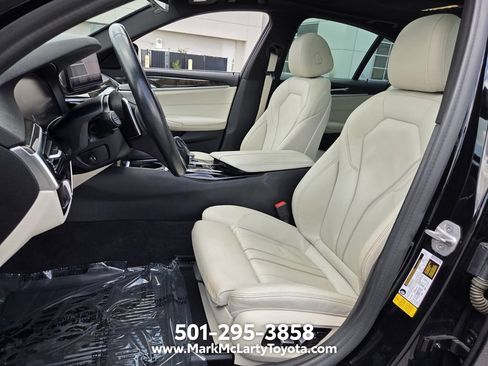 Used 2021 BMW 540i w/ Convenience Package RWD image 9
