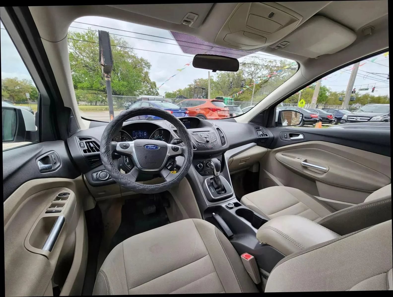 Used 2013 Ford Escape SE FWD image 9