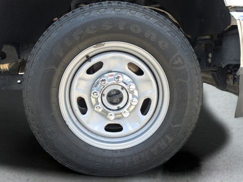 Used 2024 Ford F250 XL w/ FX4 Off-Road Package AWD/4WD image 34