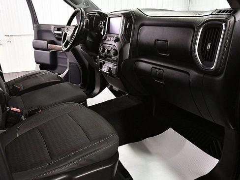 Used 2021 Chevrolet Silverado 1500 LT image 28