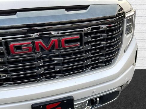 Used 2024 GMC Sierra 1500 Denali Ultimate AWD/4WD image 30