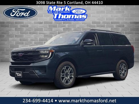 Used 2025 Ford Expedition Active AWD/4WD image 1