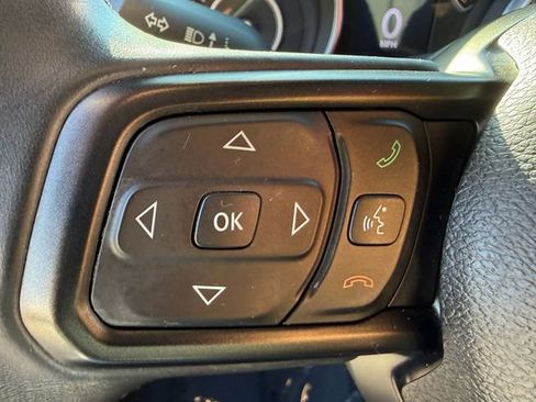 Used 2018 Jeep Wrangler Unlimited Sport S image 30