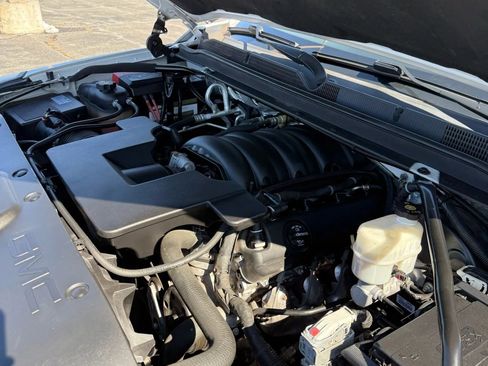 Used 2017 GMC Yukon Denali w/ Open Road Package image 12