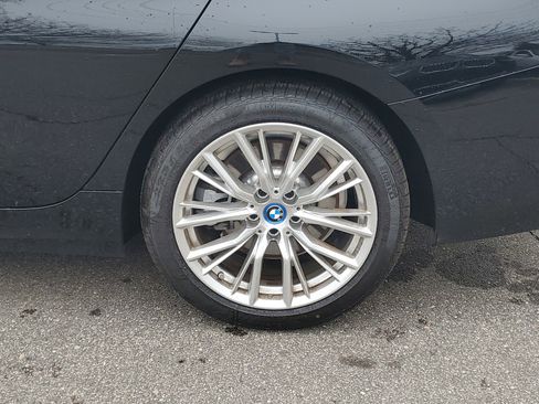 Certified 2023 BMW 330e xDrive w/ Premium Package image 26