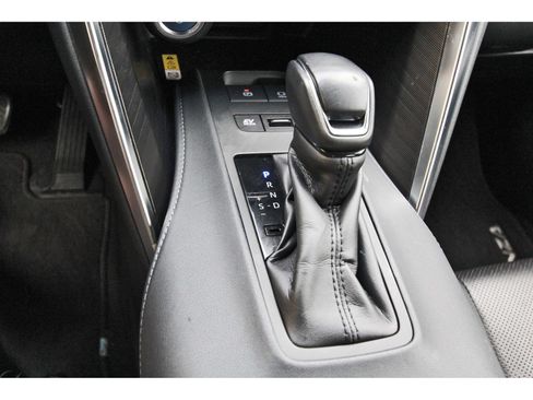 Used 2021 Toyota Venza XLE w/ Softex Package AWD/4WD image 28
