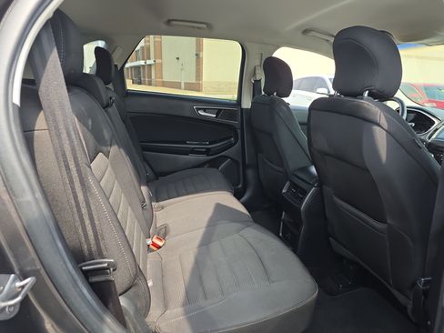 Used 2016 Ford Edge SEL AWD/4WD image 10