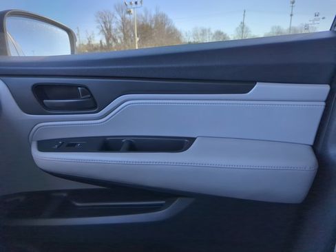 Used 2019 Honda Odyssey EX-L image 22