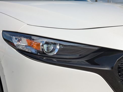 Used 2023 MAZDA MAZDA3 s image 9